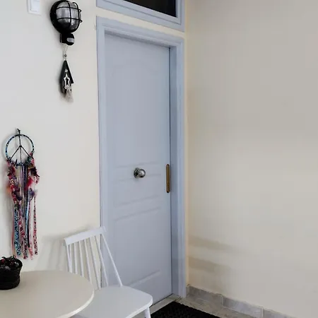Chloe Apartment