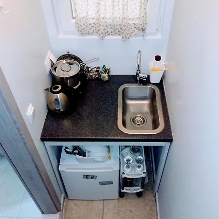 Chloe Apartment *